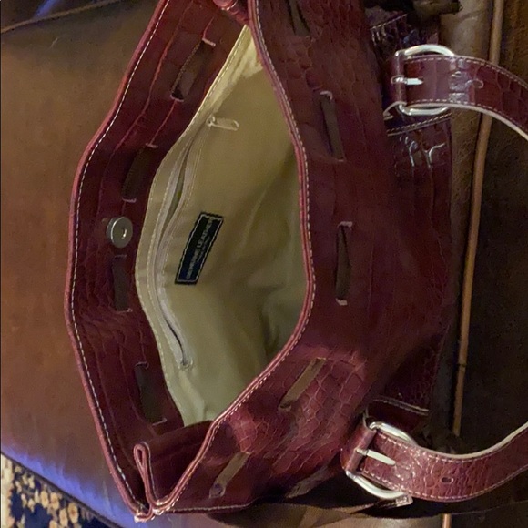 Purse - Picture 2 of 3